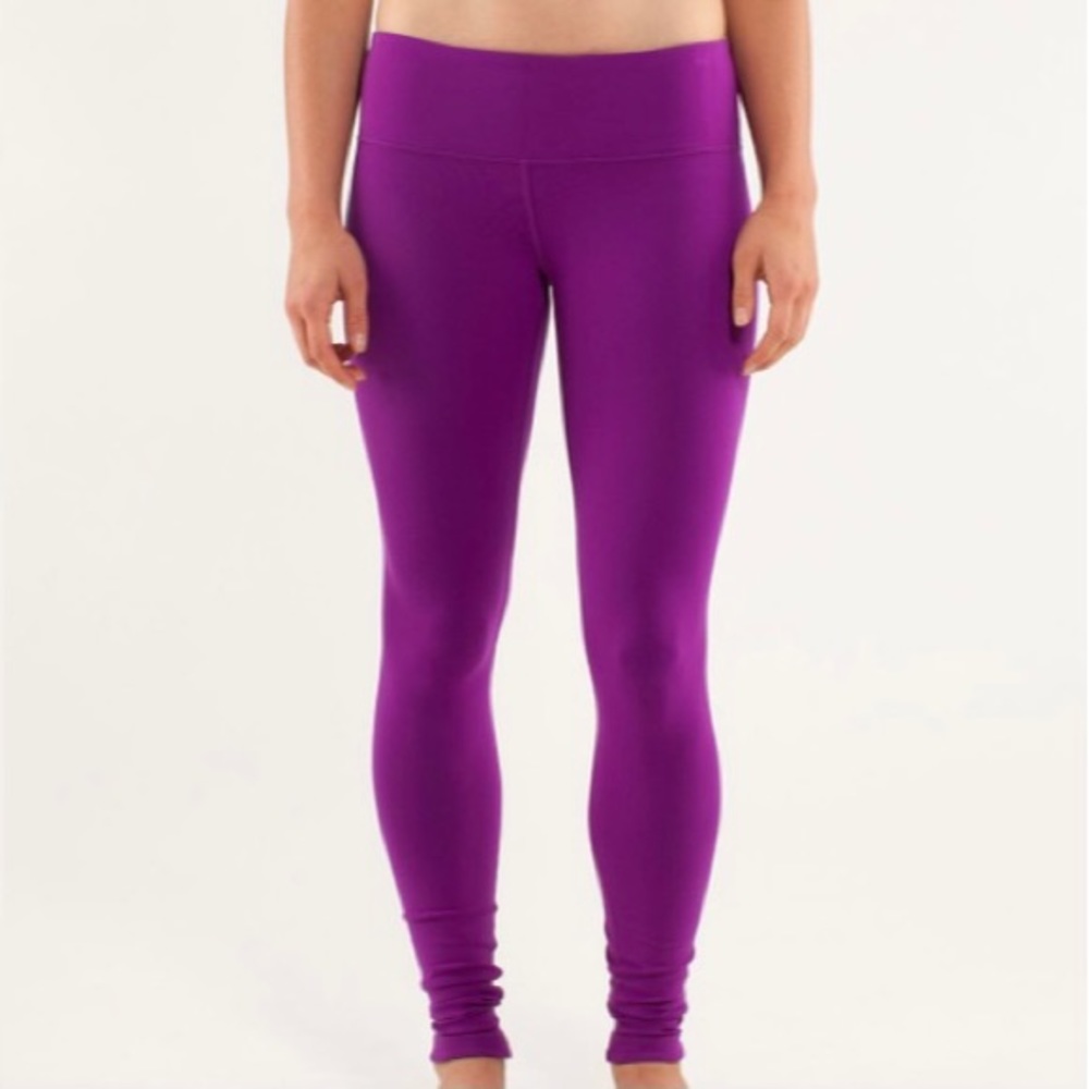 Lululemon Wunder Under Reversible Violet/Black